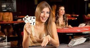 Tampilan antarmuka aplikasi bdtoto menampilkan sportsbook Liga 1, live dealer, dan menu navigasi